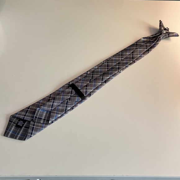 Boys Clip On Tie - Picture 2 of 4